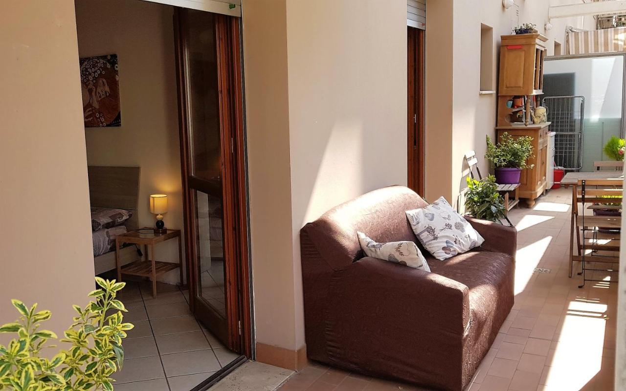 Апартаменти Palazzo Wanny Free Parking & Terrace Флоренція Екстер'єр фото