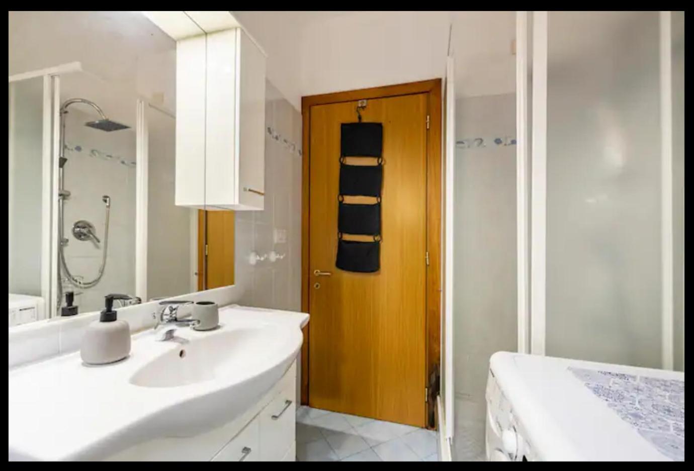 Апартаменти Palazzo Wanny Free Parking & Terrace Флоренція Екстер'єр фото